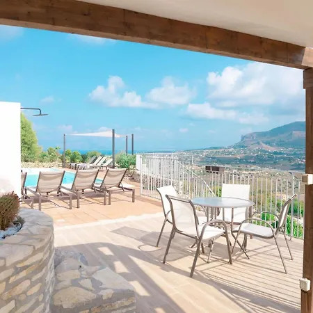 Villa Petra By Posarellivillas